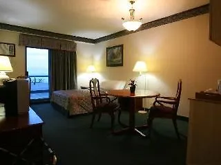 Travelodge Cardiff Atlantic Wharf Hotel