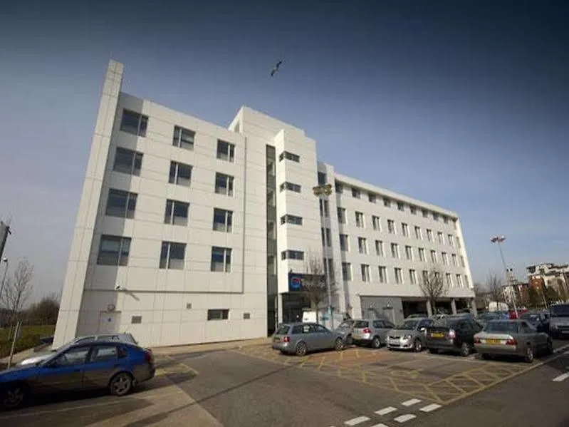 Travelodge Cardiff Atlantic Wharf Hotel イギリス